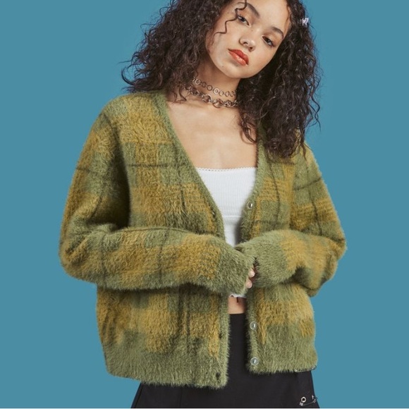 UNIF Sweaters - UNIF Ty Fuzzy Plaid Cardigan